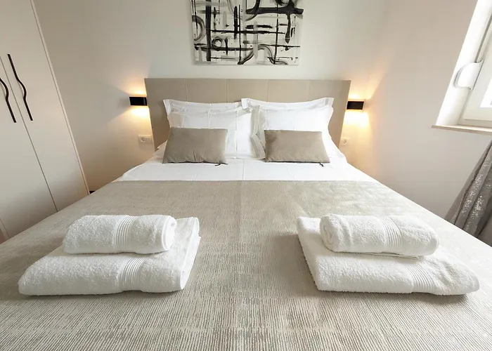 Апартаменты Seaside Serenity 